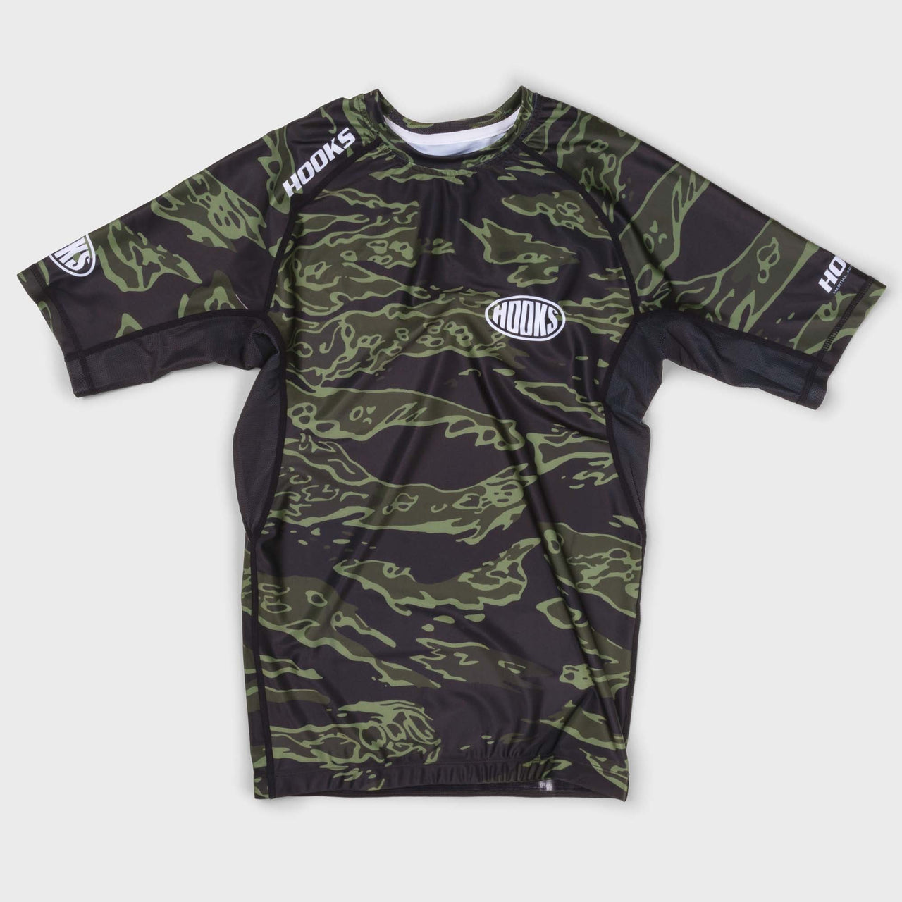 Hooks Short Sleeve BJJ Rashguard - Tiger Camo - Black