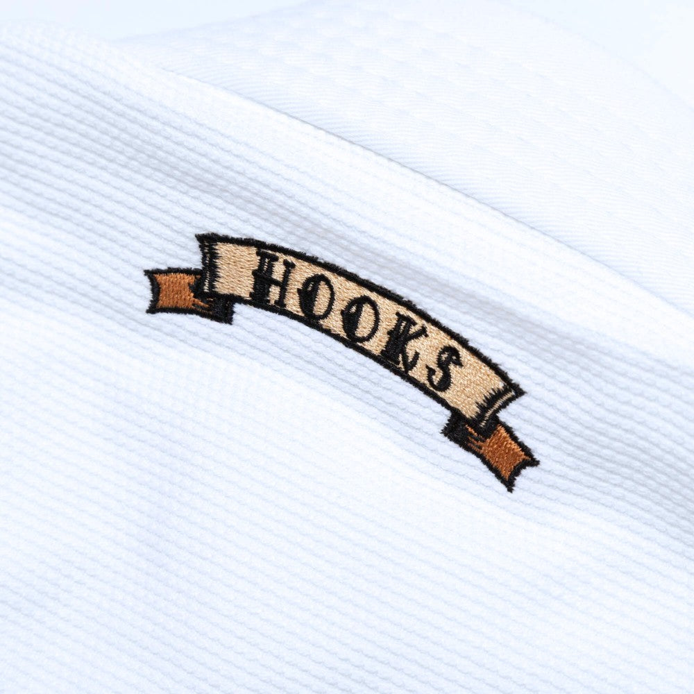 Black Panther-Inspired Mastery: Hooks Pantera Negra BJJ GI - White