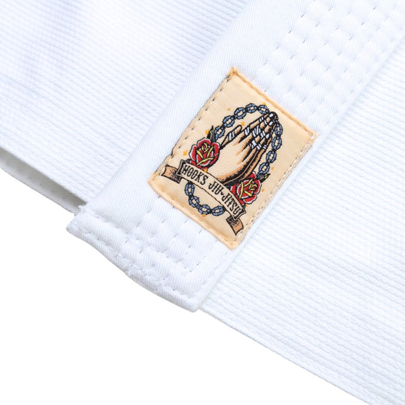 Enhance Your Style and Technique with Hooks Pantera Negra GI - White