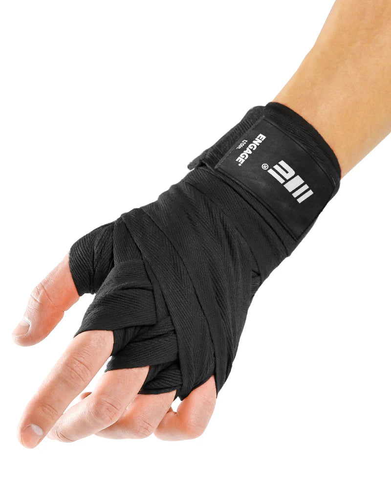 Handwrap Black in Hand