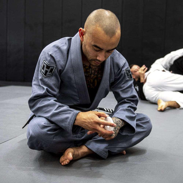 Hooks Prolight II BJJ Gi - Grey w/ Black