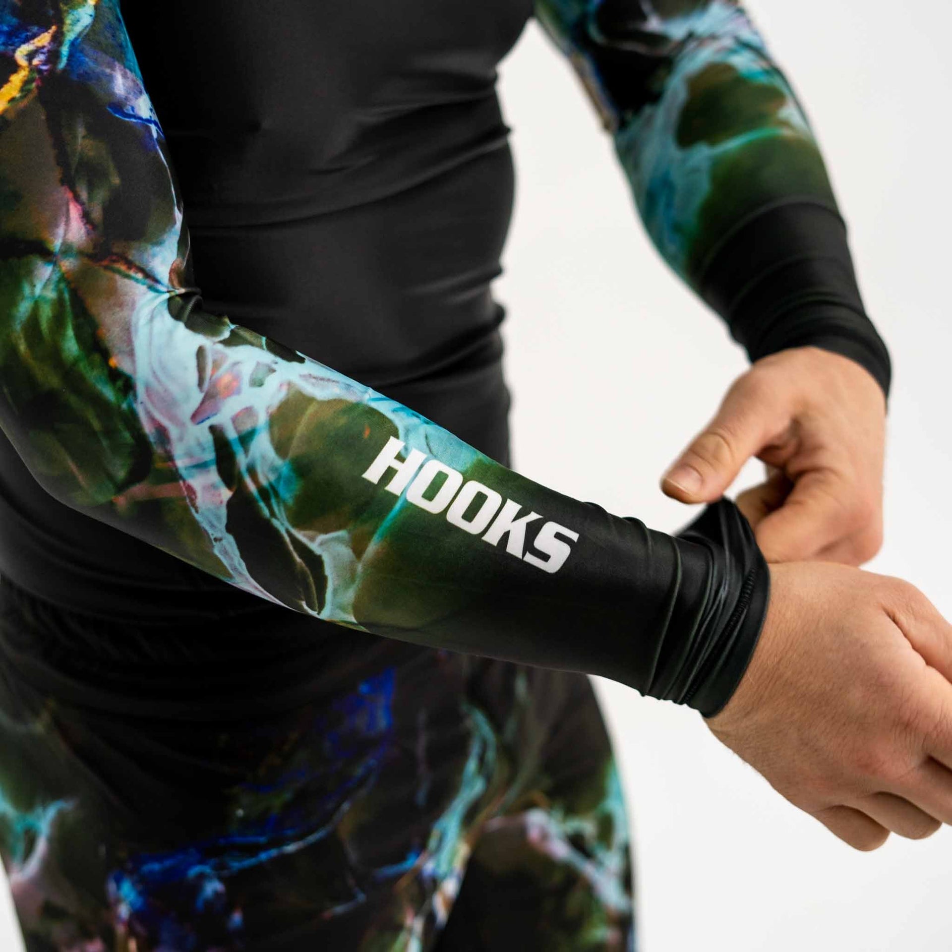 Hooks Dark Lights BJJ Long Sleeve Rashguard, Lightweight No-Gi for Brazilian Jiu Jitsu