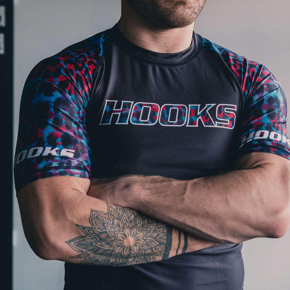 Hooks Neon Panther Rashguard - Short Sleeve