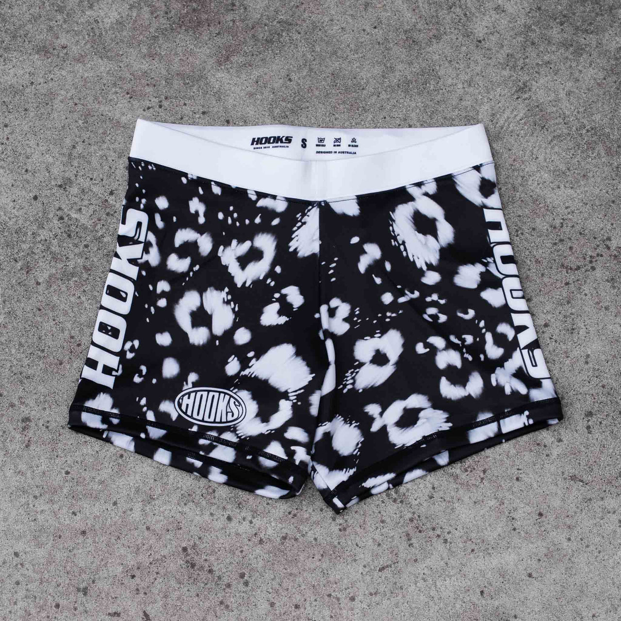 Hooks Women’s Flex Shorts - Prowl