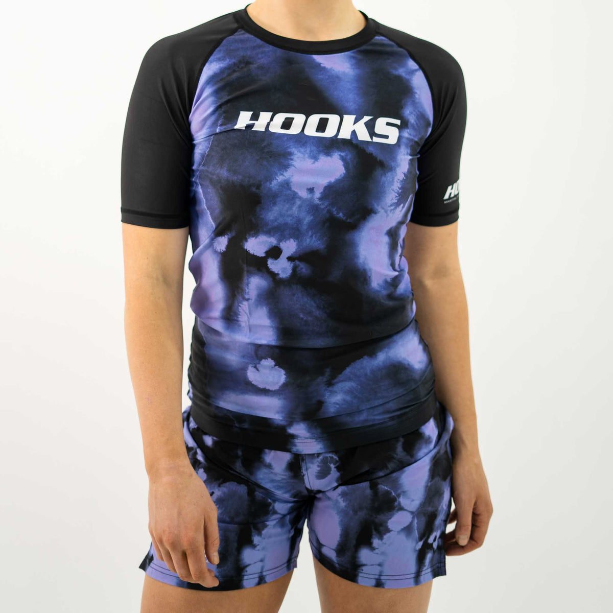 Hooks Women's Short Sleeve Rash Guard - Violet Haze - 4