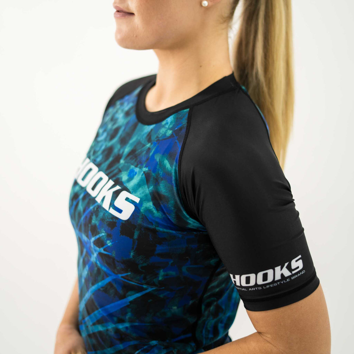 Hooks Women's Short Sleeve Rash Guard - Jungle Reign - 4