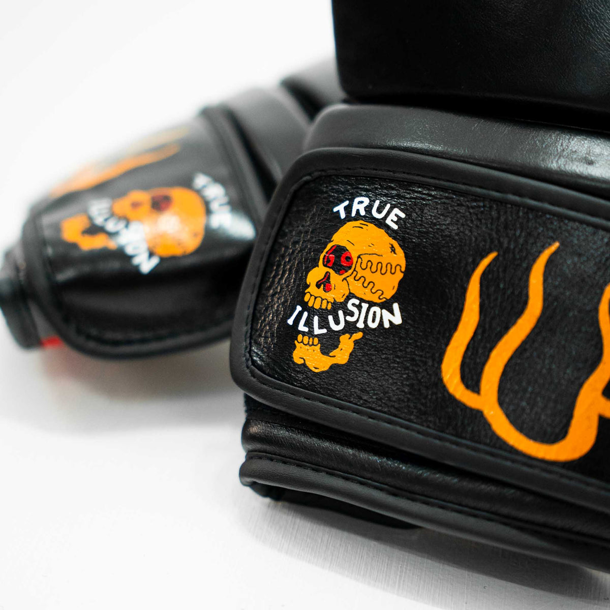 Demon - Vegan Leather Boxing Gloves - image 2
