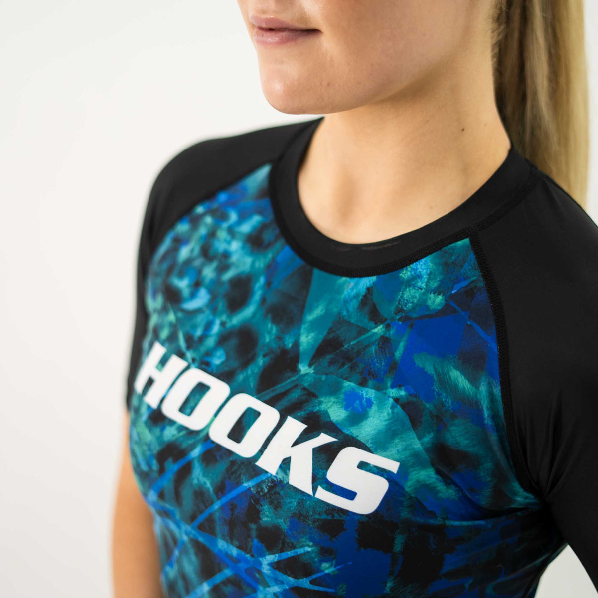Hooks Women's Short Sleeve Rash Guard - Jungle Reign - 3