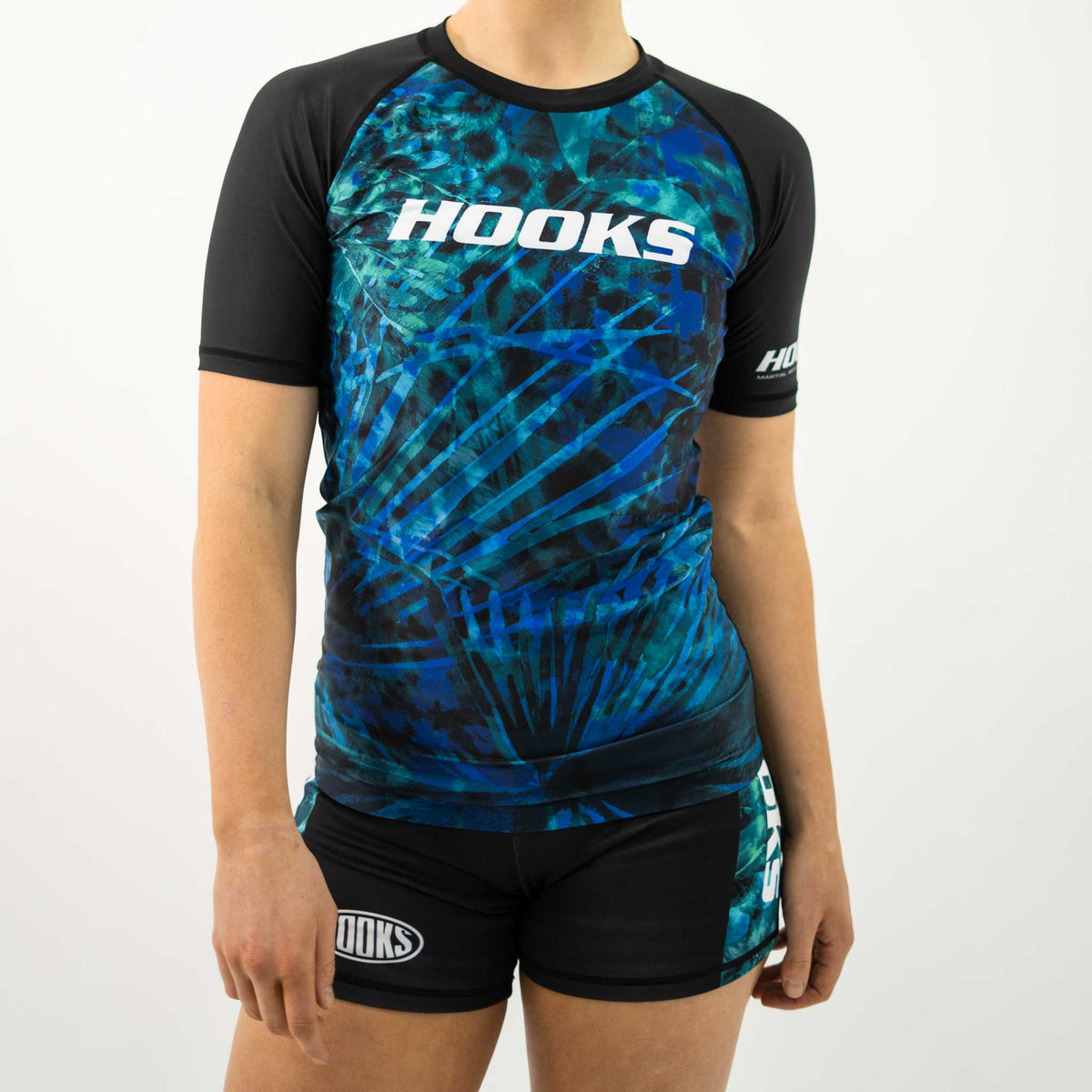 Hooks Women's Short Sleeve Rash Guard - Jungle Reign - 6