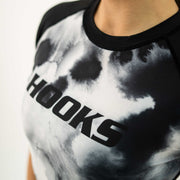 Hooks Women's Short Sleeve Rash Guard - Black Mist - 2