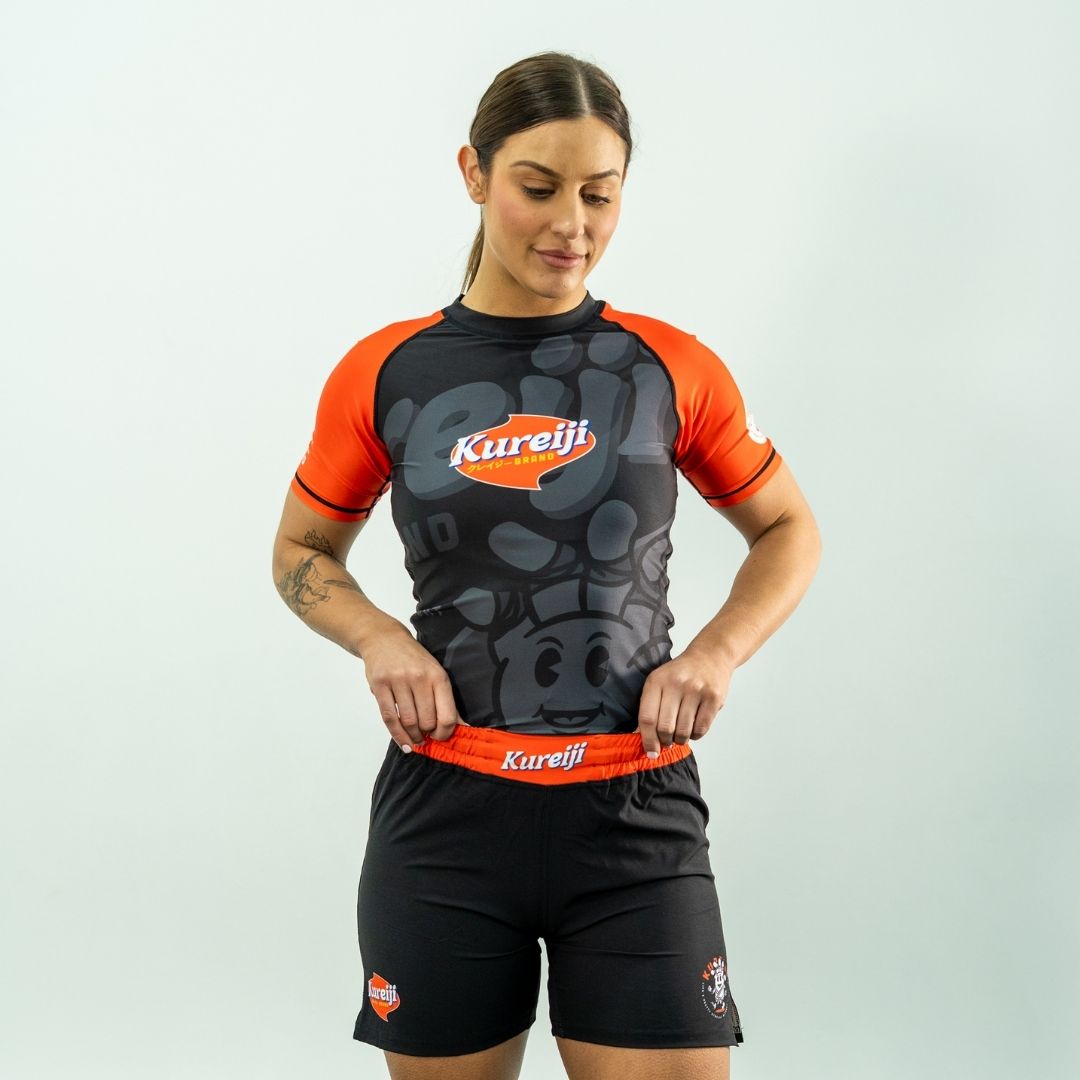 Front view of Kureiji Short Sleeve BJJ Rashguard Twistied Fingers Cheese when worn