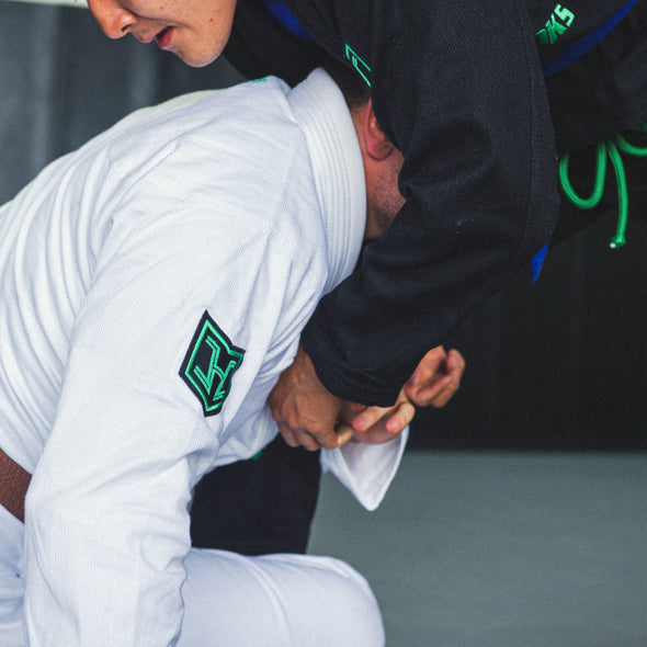 Hooks BJJ GI - Prolight II - White Goblin