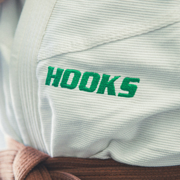 Hooks BJJ GI - Prolight II - White Goblin